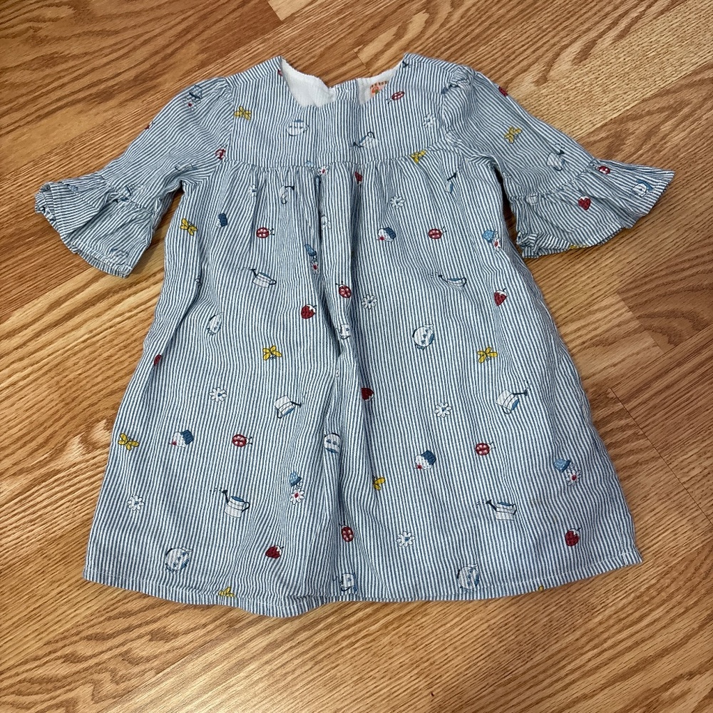 Gillian’s closet dress